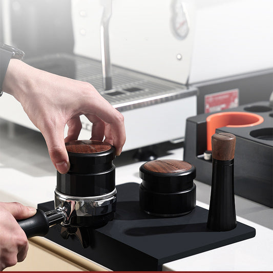 STARSEEKER Silicone Pad: Non-slip silicone pad for coffee tampers and countertops, 90° angle.